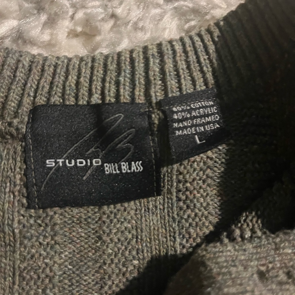 Grey knitted sweater - Picture 2 of 2